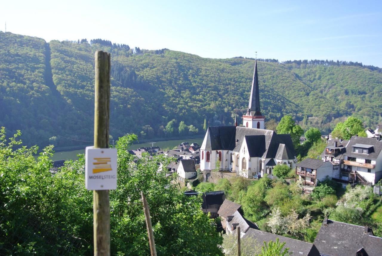 Ferienwohnung Am Fluss Klotten Exteriör bild